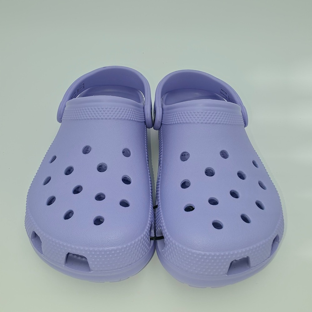 Crocs Classic Clog Lavender Purple Women 6 Men 4 Water Friendly Shoes NWOT